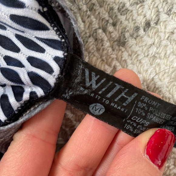 Peloton x WITH 🦄 Wear it to Heart Retro SET - Picture 4 of 8